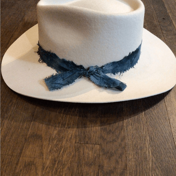 NEW! Wyeth Wylder Olin Cowgirl main image 5